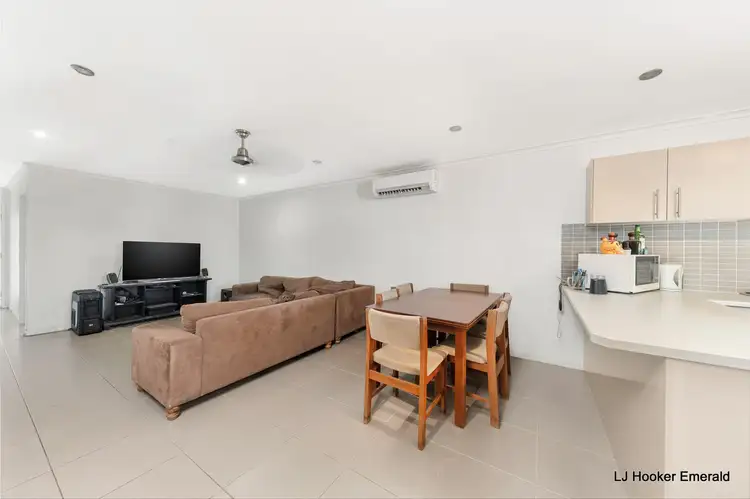 Fifth view of Homely house listing, 4/15-17 Roberts Street, Emerald QLD 4720
