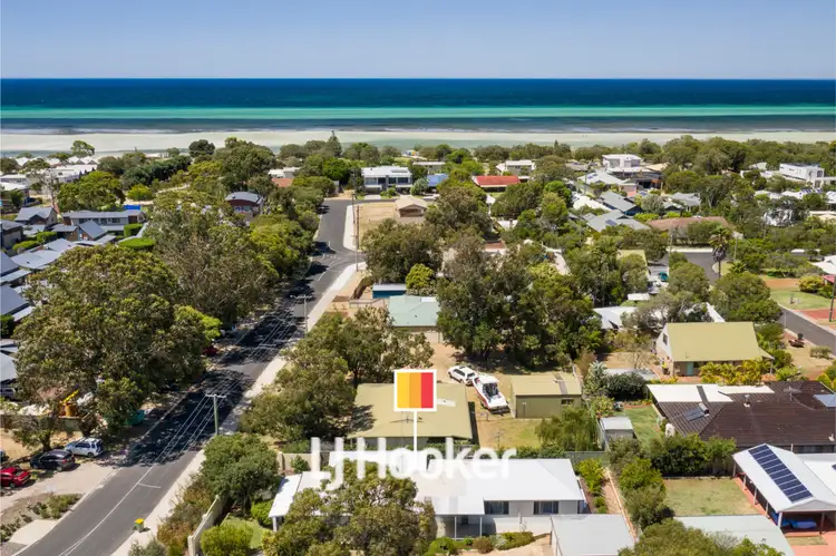 41 Chieftain Crescent, Dunsborough WA 6281