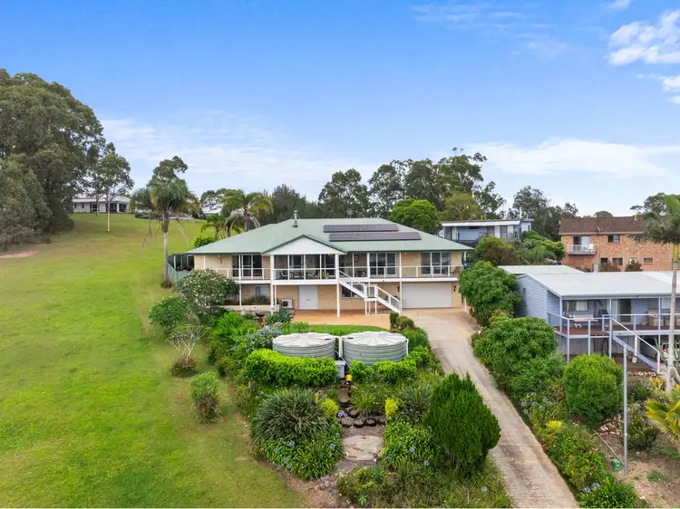 13 Illawarra Crescent, Coomba Park NSW 2428