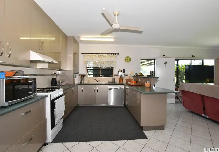 Fifth view of Homely house listing, 560 Rockingham Road, Rockingham QLD 4854