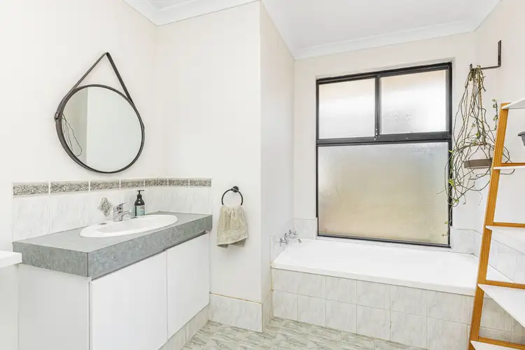 Sixth view of Homely house listing, 6 Kirke Cove, Merriwa WA 6030