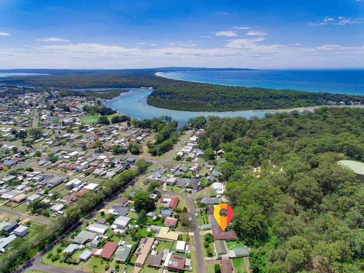 16 Wayfarer Drive, Sussex Inlet NSW 2540