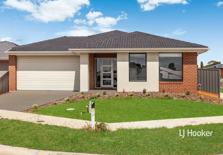 6 Holman Road