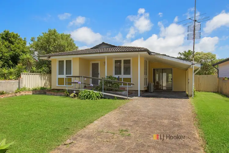 114 Birdwood Drive, Blue Haven NSW 2262