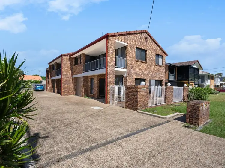 1/23 Solander Esplanade, Banksia Beach QLD 4507