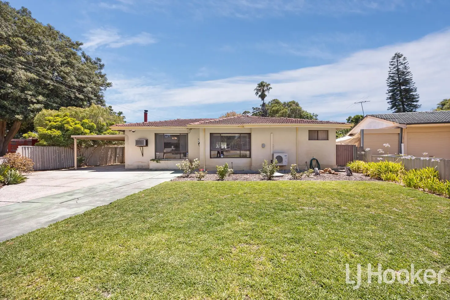 Main view of Homely house listing, 2 Mereworth Road, Thornlie WA 6108