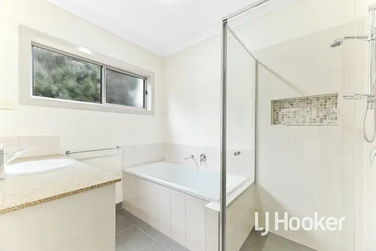 Fifth view of Homely house listing, 7 Ivy Leaf Road, Pakenham VIC 3810