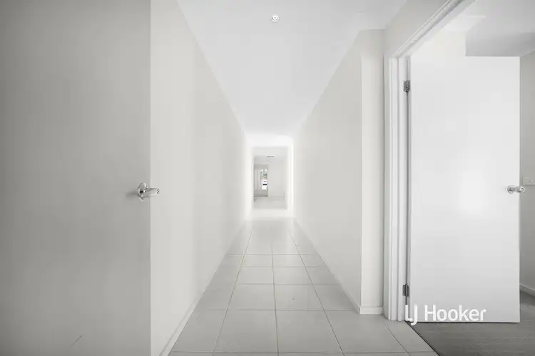 Second view of Homely house listing, 113 Hummingbird Boulevard, Tarneit VIC 3029