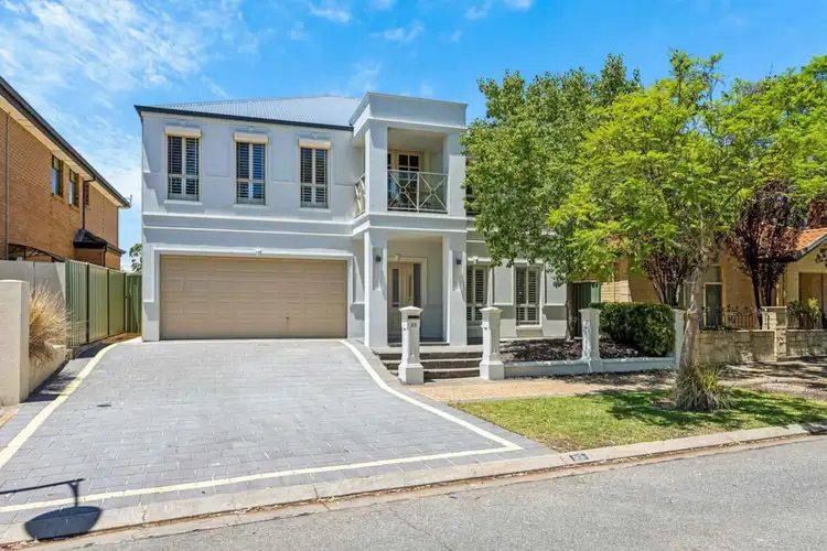 33 Lomond Circuit