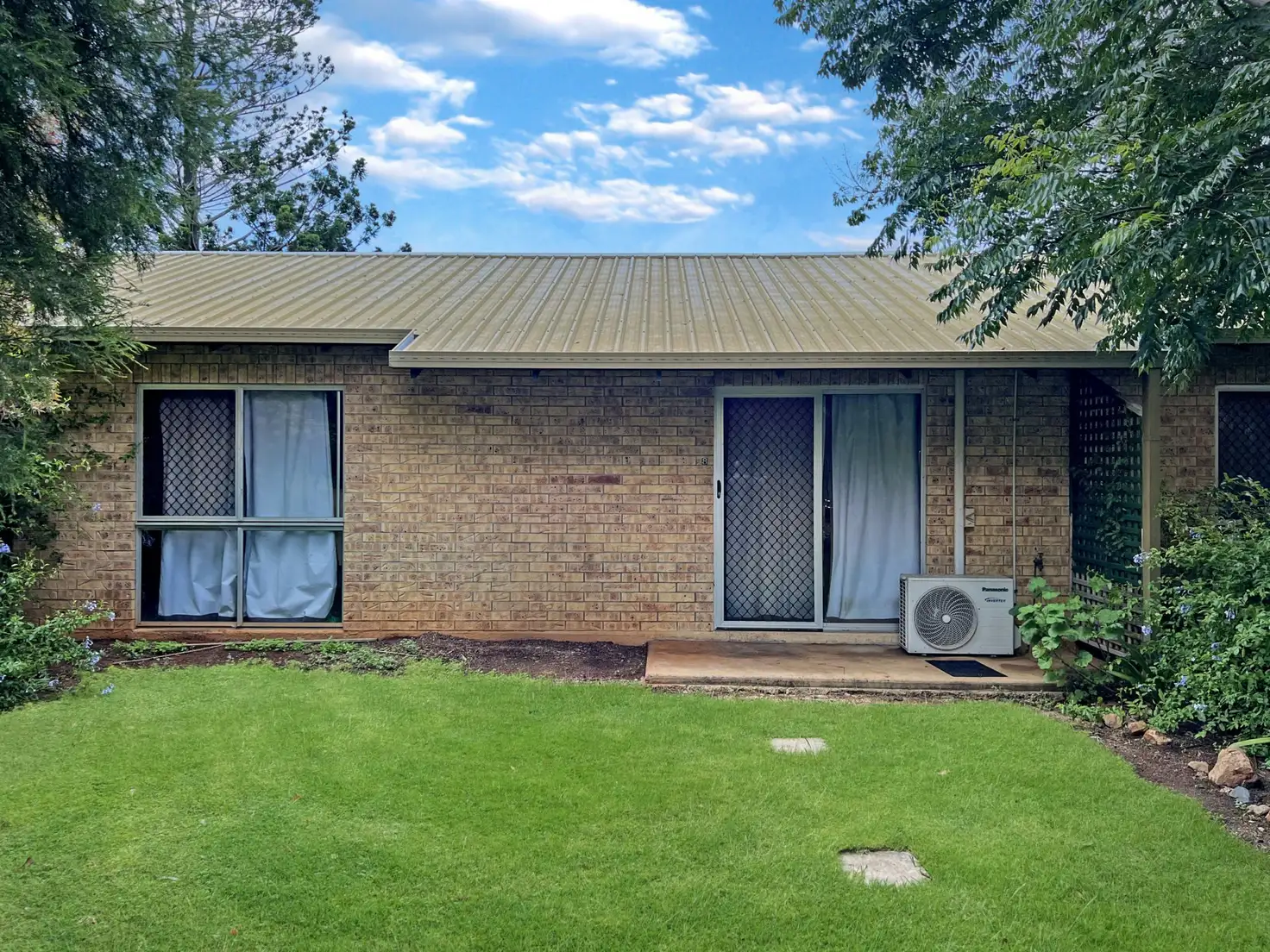 Main view of Homely unit listing, Unit 8/88 Walter Road, Kingaroy QLD 4610