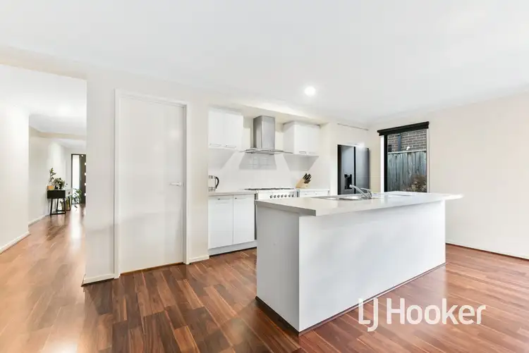 Fifth view of Homely house listing, 19 Vantage Drive, Pakenham VIC 3810