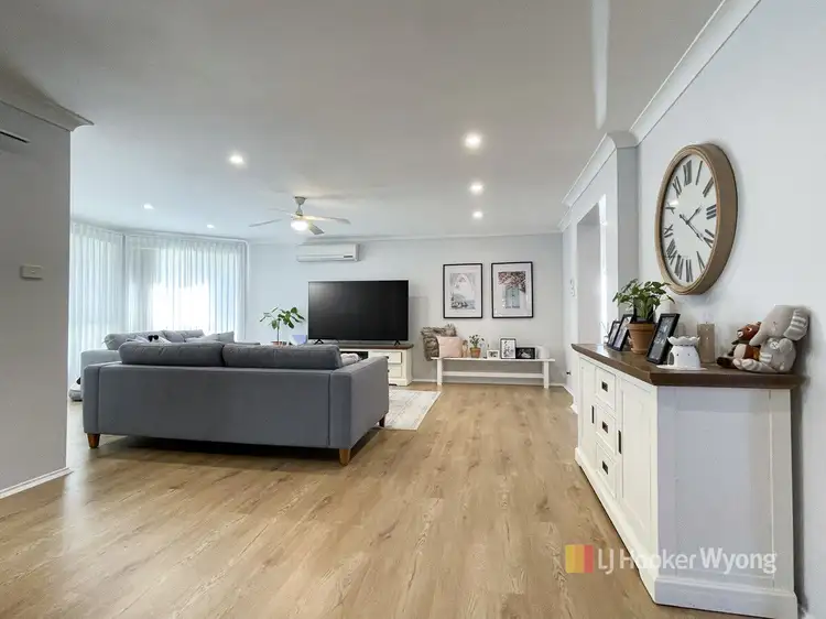 Fifth view of Homely house listing, 11 Greenhaven Circuit, Woongarrah NSW 2259