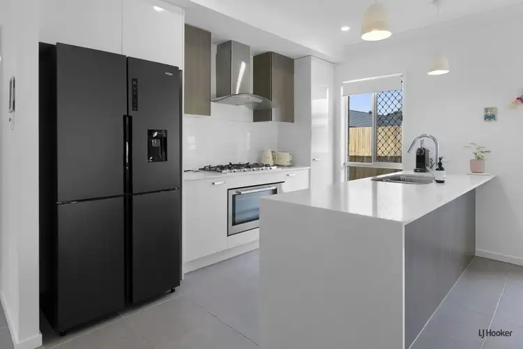 Sixth view of Homely house listing, 10 Staatz Court, Tallebudgera QLD 4228