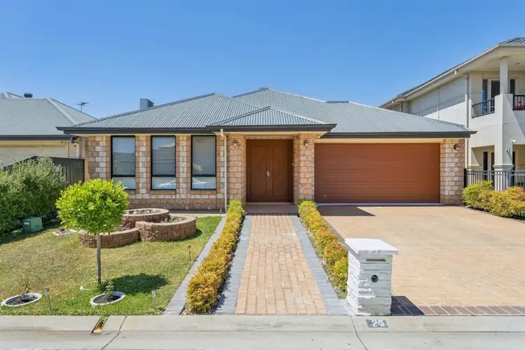 25 Nelson Crescent, Mawson Lakes SA 5095