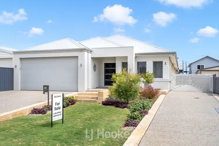Second view of Homely house listing, 289 Marine Terrace, Geographe WA 6280