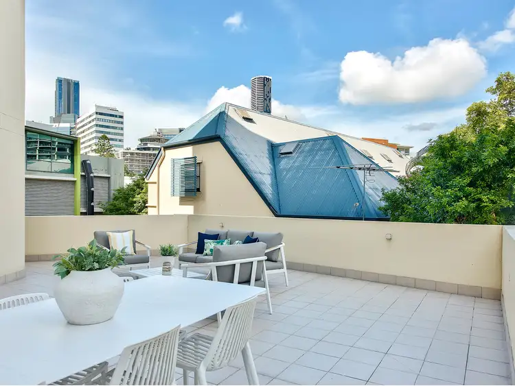 Fifth view of Homely apartment listing, 1/474 Upper Edward Street, Spring Hill QLD 4000