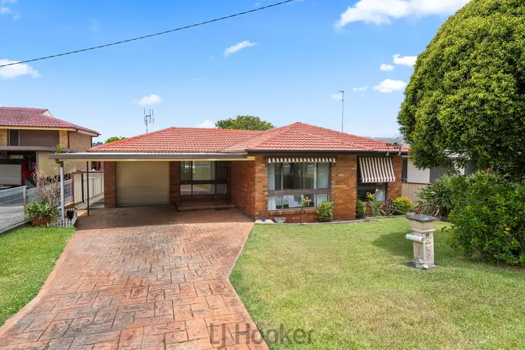 Second view of Homely house listing, 14 Carlisle Row, Fishing Point NSW 2283