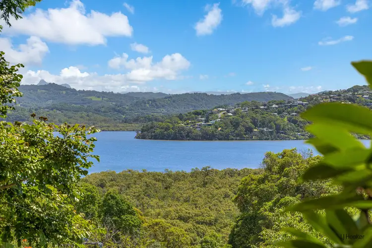17 Lakeview Parade, Tweed Heads South NSW 2486