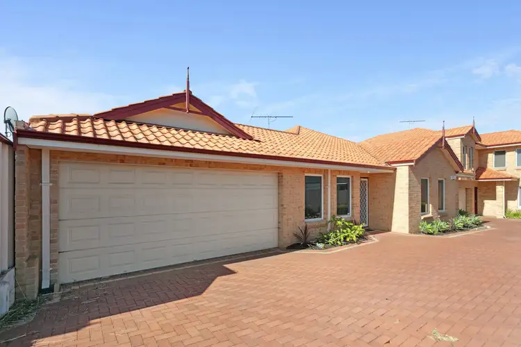 8B Hindmarsh, Yokine WA 6060