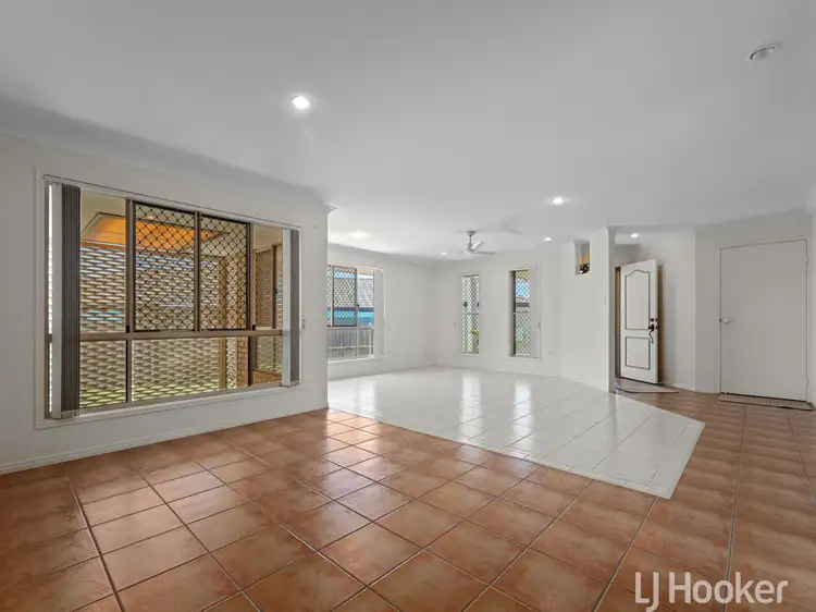 Fourth view of Homely house listing, 15 Parisi Court, Urraween QLD 4655