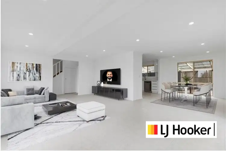 Second view of Homely house listing, 7 Garner Court, Endeavour Hills VIC 3802