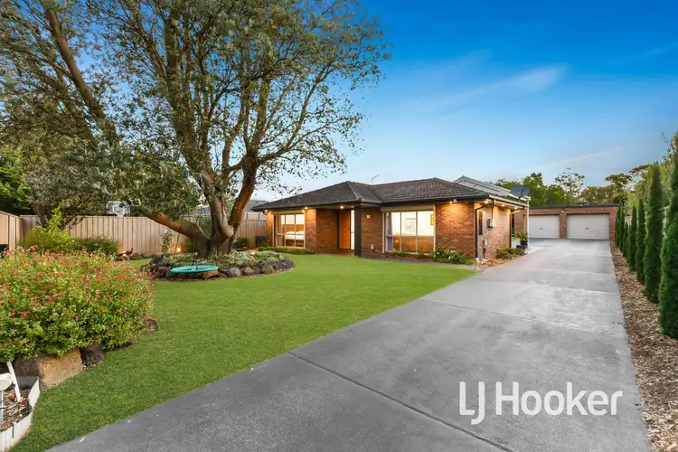 5 Adam Court, Pakenham VIC 3810