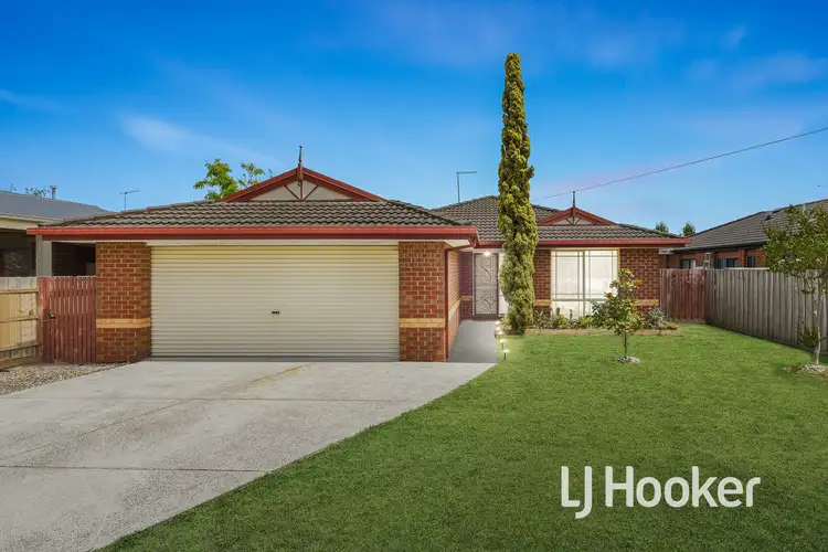 65 Greenwood Drive, Carrum Downs VIC 3201