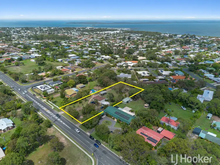 186 Elizabeth Street, Urangan QLD 4655