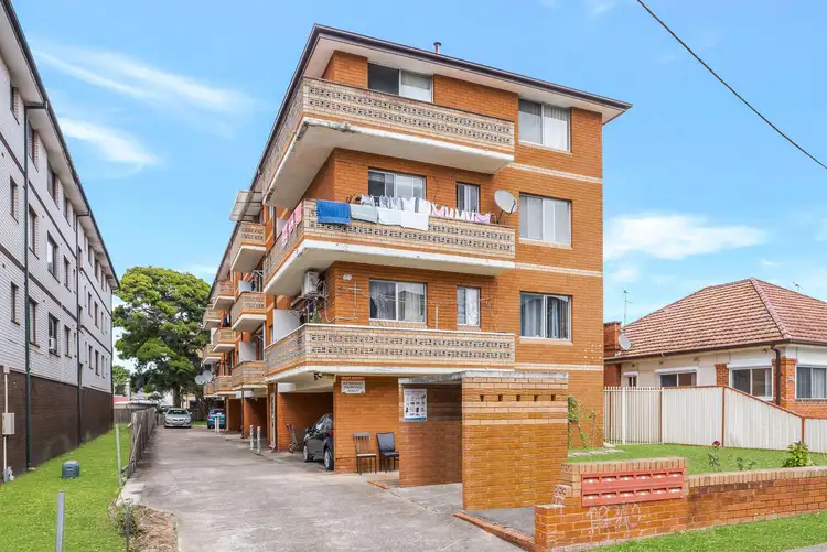 Main view of Homely unit listing, 10/81 Harris Street, Fairfield NSW 2165