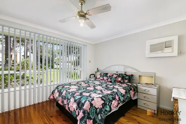 Sixth view of Homely house listing, 4 Wyatt Place, Greystanes NSW 2145