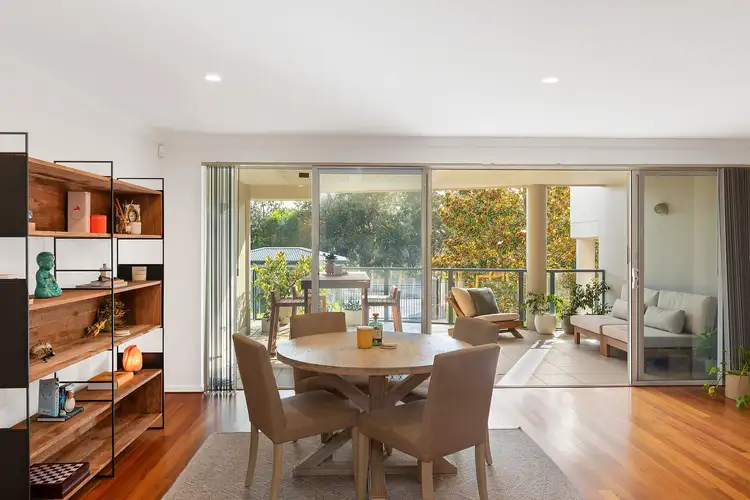 Main view of Homely unit listing, 4/184-190 Terrigal Drive, Terrigal NSW 2260