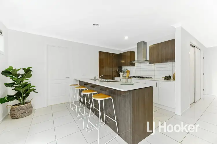 Fifth view of Homely house listing, 17 Caversham Drive, Pakenham VIC 3810