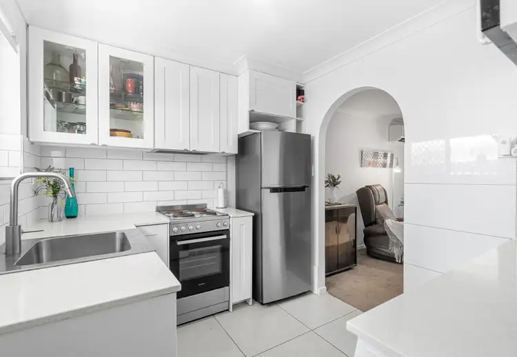 Unit 2/93 Anzac Road