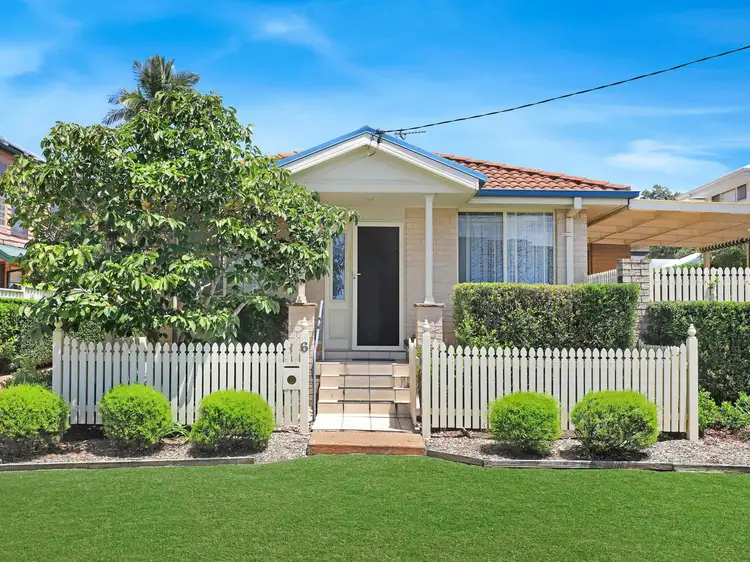 1/6 Ryan Street