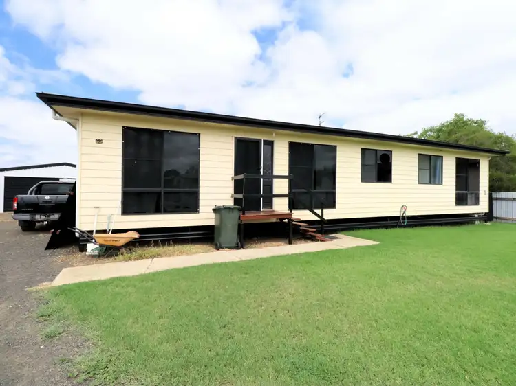 Second view of Homely house listing, 15 Karalee Court, Roma QLD 4455