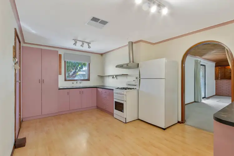 Fifth view of Homely house listing, 2 Winulta Court, Munno Para SA 5115