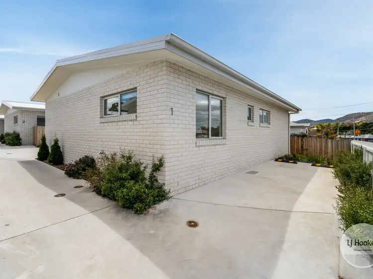 Main view of Homely villa listing, 1/8 Bilton Street, Claremont TAS 7011