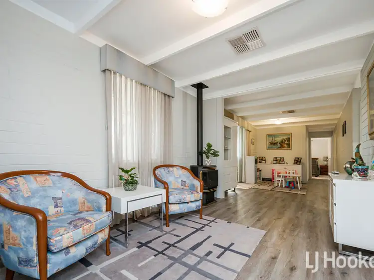 Fifth view of Homely house listing, 20 Currawong Way, Thornlie WA 6108