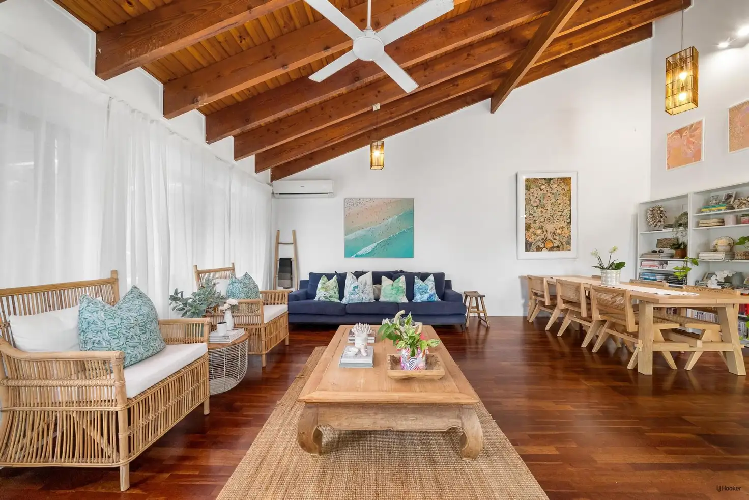 Main view of Homely semi-detached listing, 2/39 Hillcrest Avenue, Tugun QLD 4224