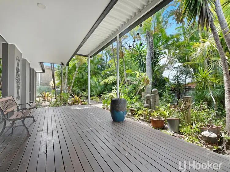 6 Johnston Boulevard, Urraween QLD 4655