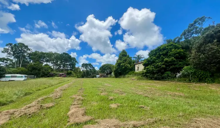 15 Eastbourne Terrace, Macleay Island QLD 4184