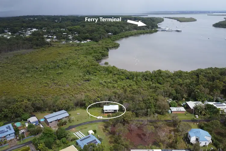 38 Tenanne Street, Russell Island QLD 4184
