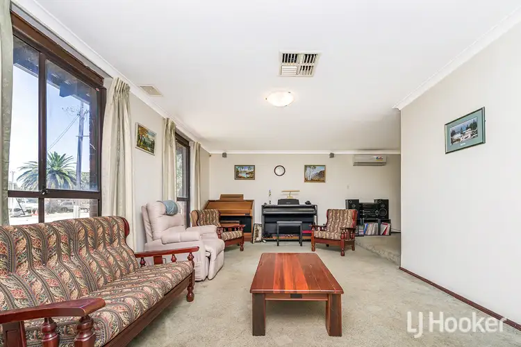 Seventh view of Homely house listing, 7 Exon Court, Camillo WA 6111