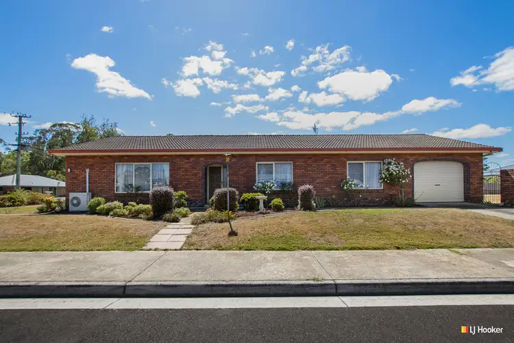 8 George Street, Wynyard TAS 7325