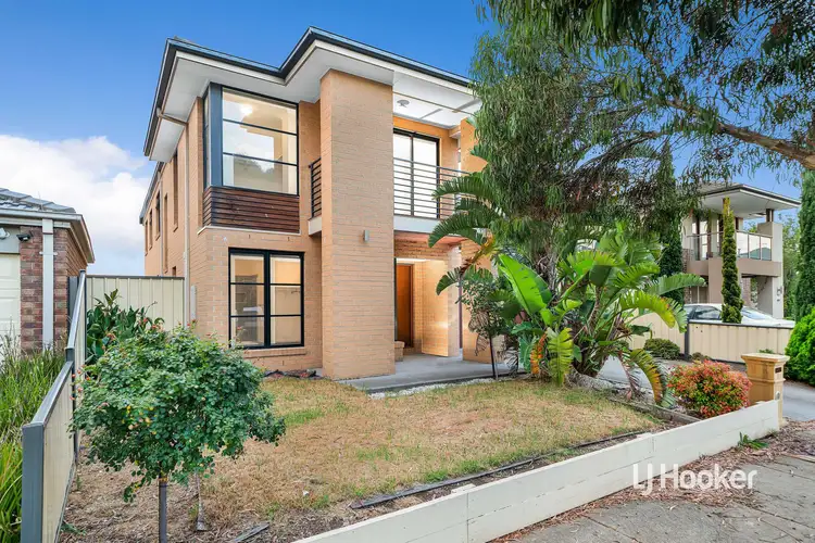 7 Bolcarra Grove, Truganina VIC 3029