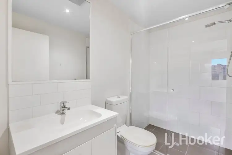 Sixth view of Homely apartment listing, 20/6 Lockhart Street, Woolloongabba QLD 4102