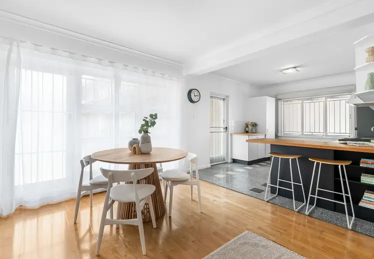 Fourth view of Homely unit listing, Unit 2/170 Old Cleveland Road, Coorparoo QLD 4151
