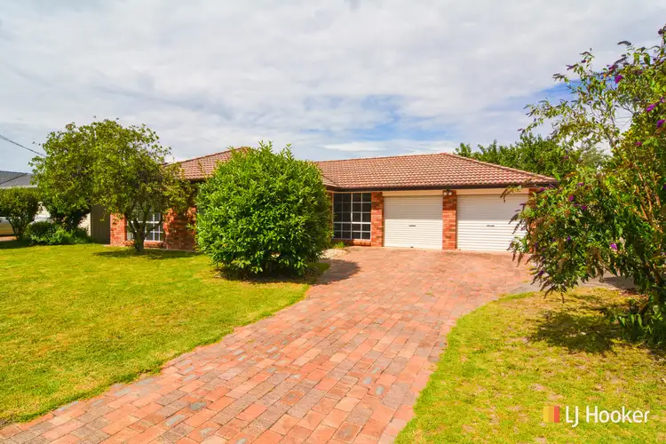 10 Fullagar Avenue, Lithgow NSW 2790