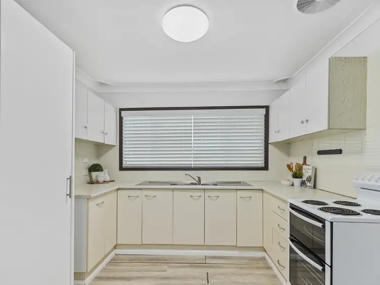 Fifth view of Homely house listing, 50 Hume Boulevard, Killarney Vale NSW 2261