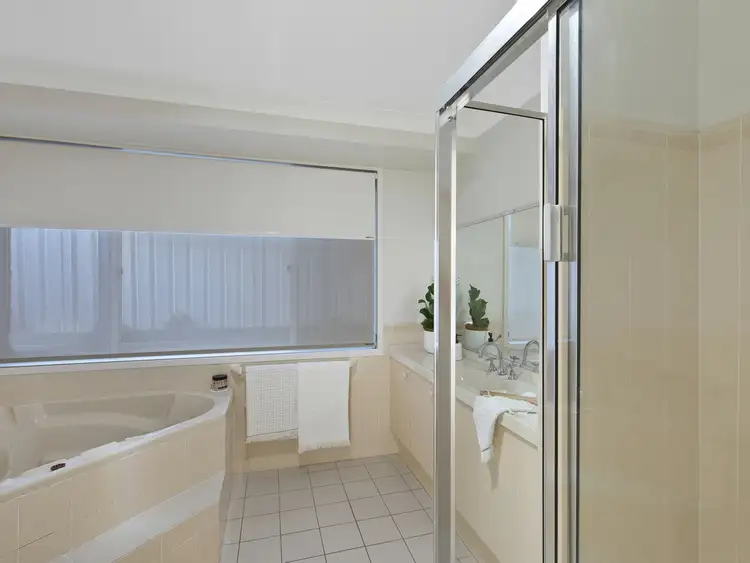 Sixth view of Homely house listing, 8 Mountbatten Place, Valentine NSW 2280